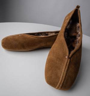 Καφέ suede μπαλαρίνα
